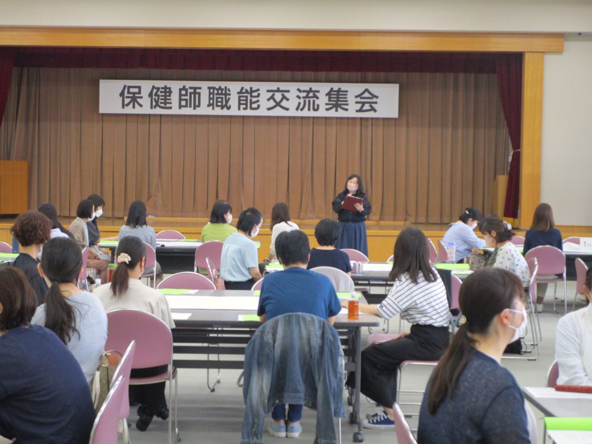 《保健師職能委員会》「令和6年度保健師職能交流集会」報告 サムネイル