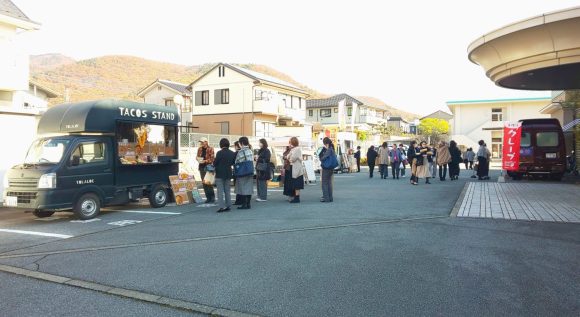 2025年度山梨看護学会　開催報告　食・癒しブース、企業展示コーナー